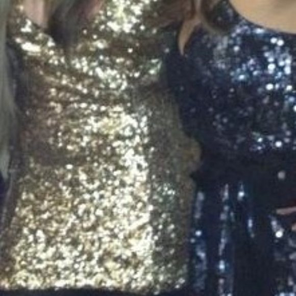 French connection gold sequin mini - Picture 6 of 6